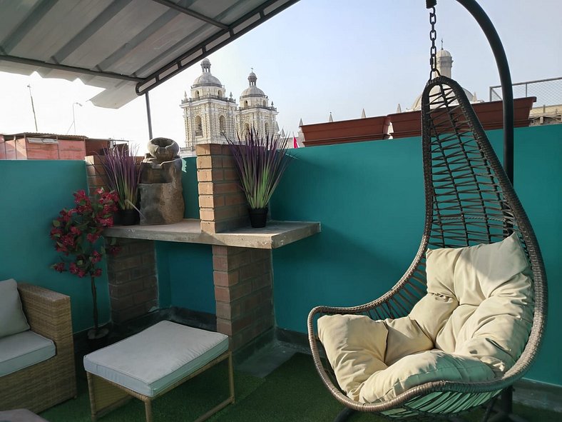 Amplia habitación matrimonial con terraza privada